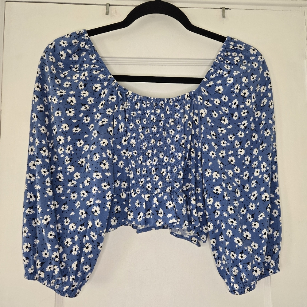 Cotton On Blue Floral Flowy Long Sleeve Crop Top - Women's Small - Picture 3 of 5